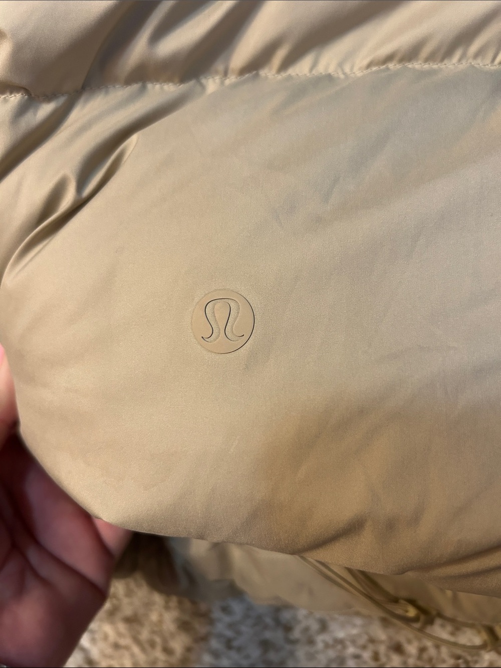 lululemon athletica Beige Puffer Vest NEVER WORN - Picture 3 of 4